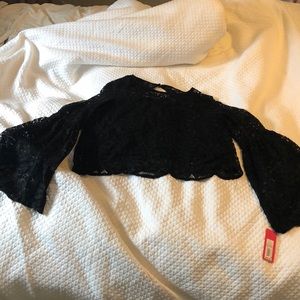 Bell sleeve cropped blouse